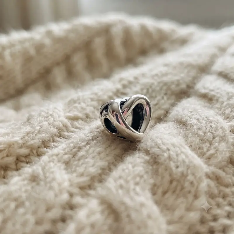 Knotted Heart Charm photo review