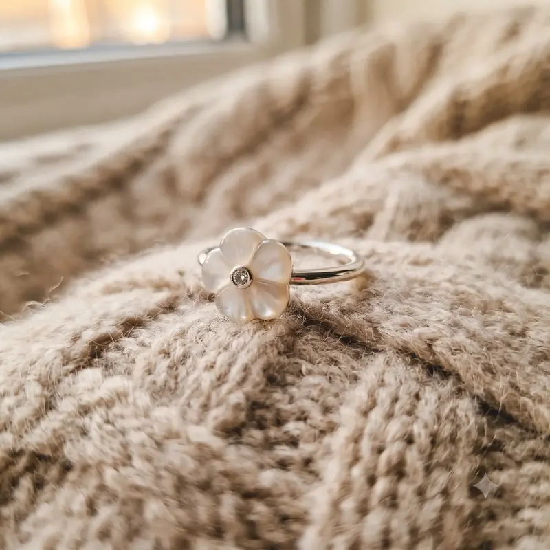 Luminous Florals Ring, Mother-Of-Pearl & Clear CZ photo review