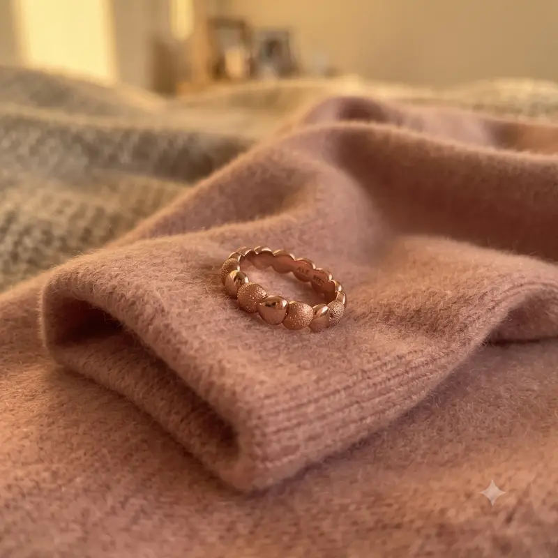 Matte Brilliance Heart Band Ring photo review