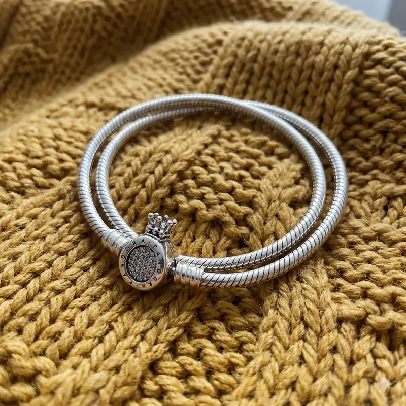 Pandora Moments Crown O Clasp Snake Chain Bracelet photo review