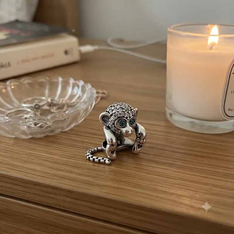Pav&eacute; Monkey Charm photo review