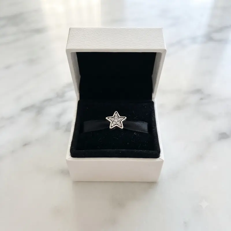 Pav&eacute; Star Locket Element photo review