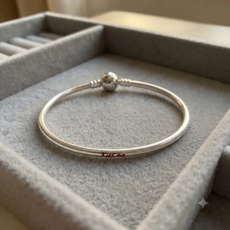 Kiss Me Bangle photo review
