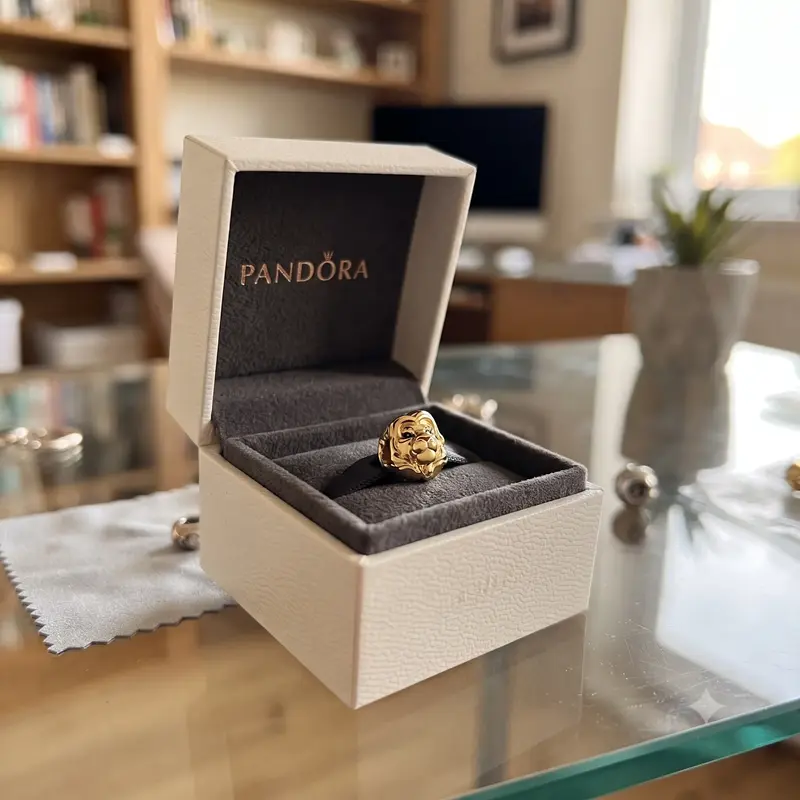 LIMITED EDITION Disney, The Lion King Simba Charm, Pandora Shine&trade; photo review