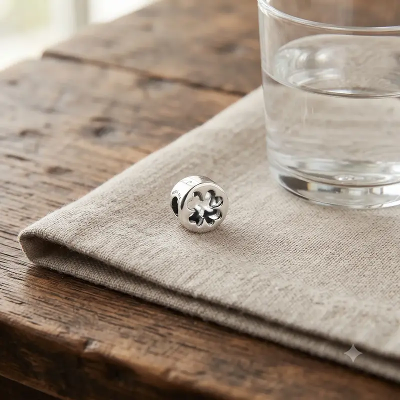 Luck & Courage Four-Leaf Clover Charm photo review