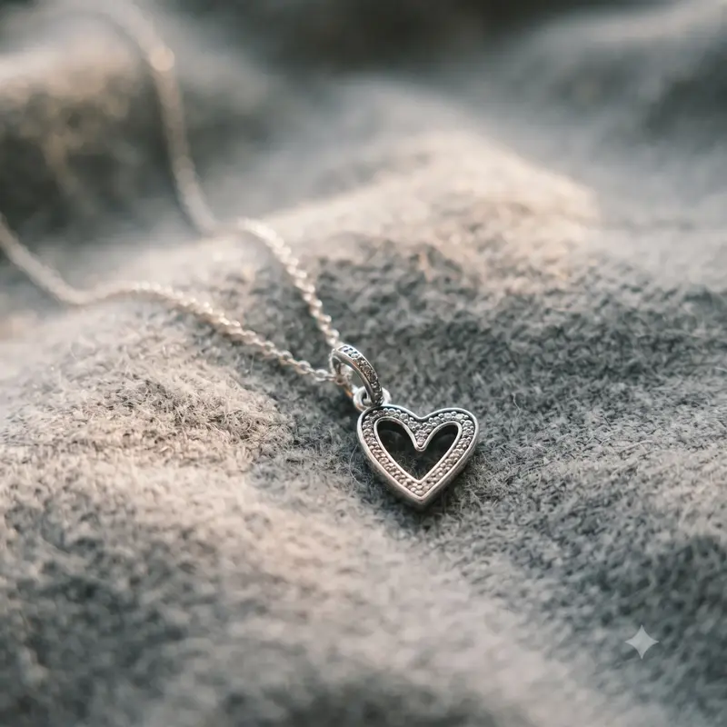 Sparkling Freehand Heart Pendant Necklace photo review