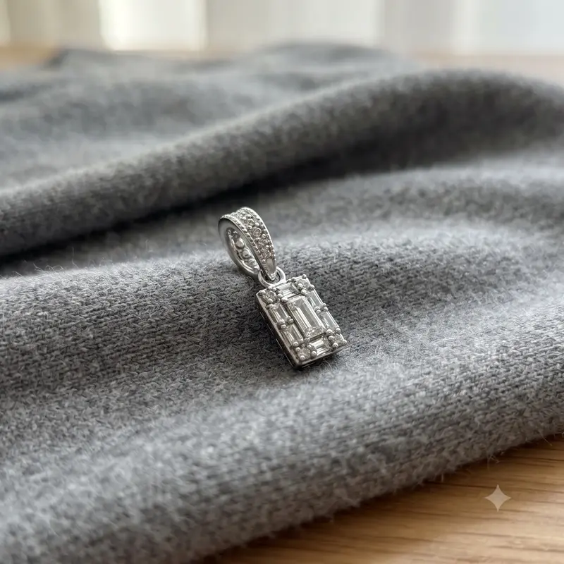 Sparkling Square Halo Pendant photo review